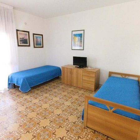 Appartamenti Altan Бибионе Экстерьер фото